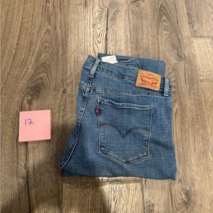 Levi's Shaping Bootcut